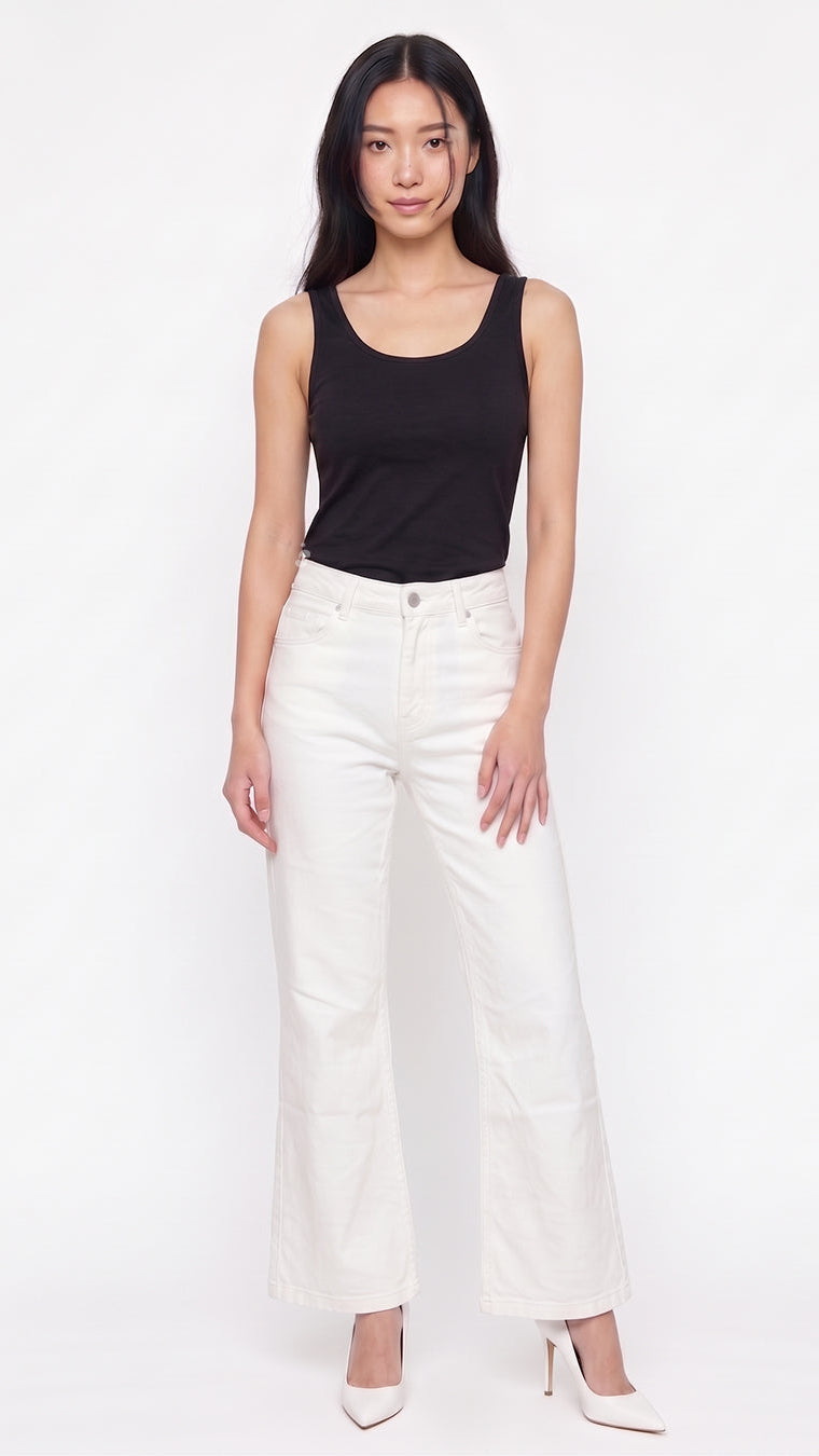 Andrea Jeans