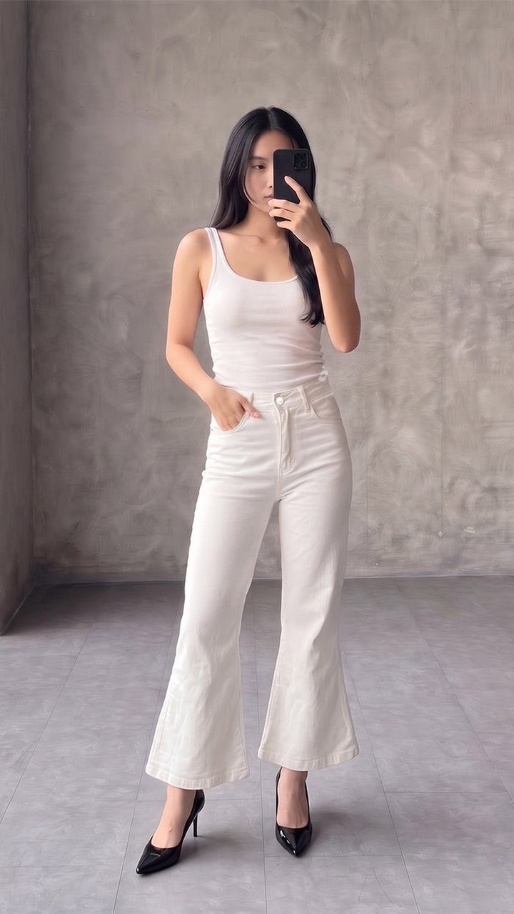 Andrea Jeans