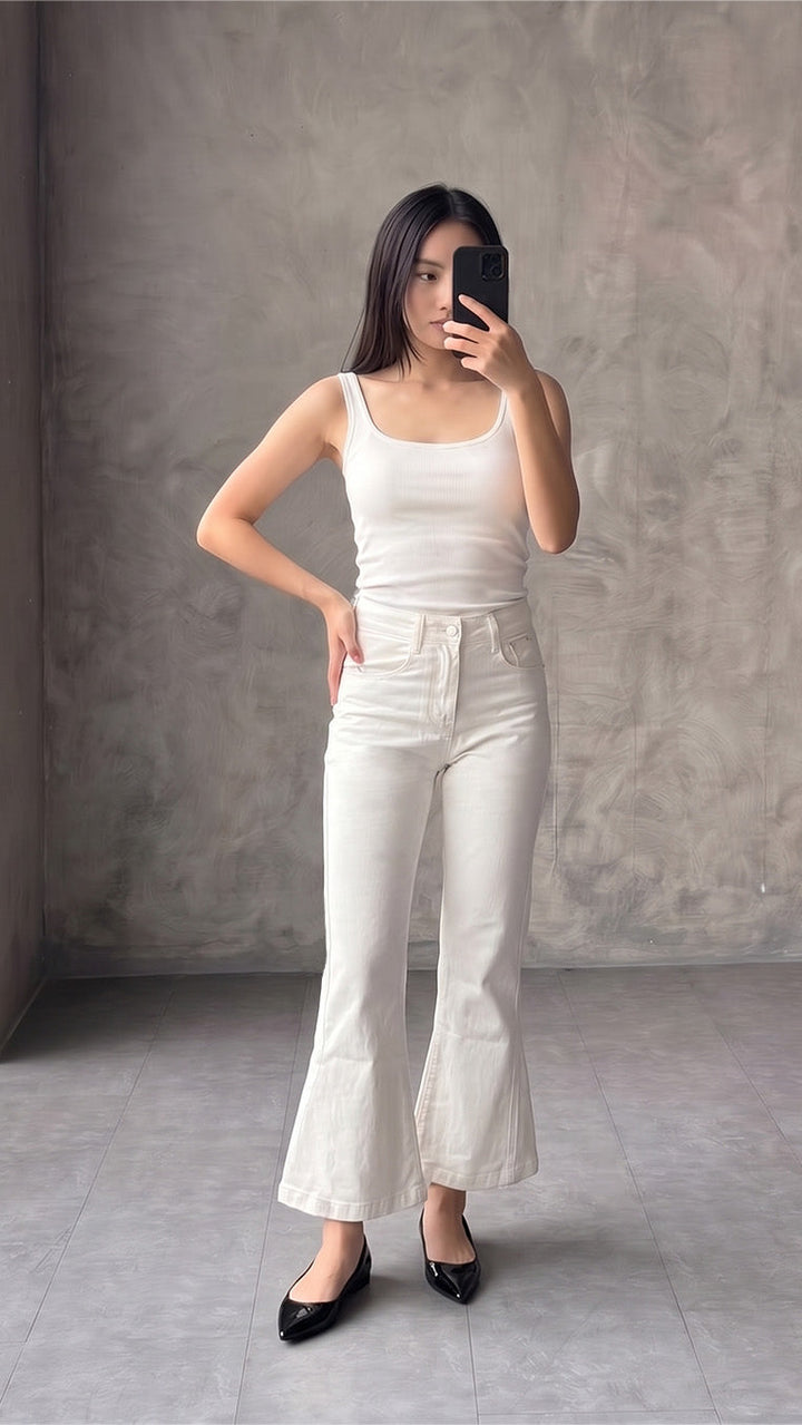 Andrea Jeans
