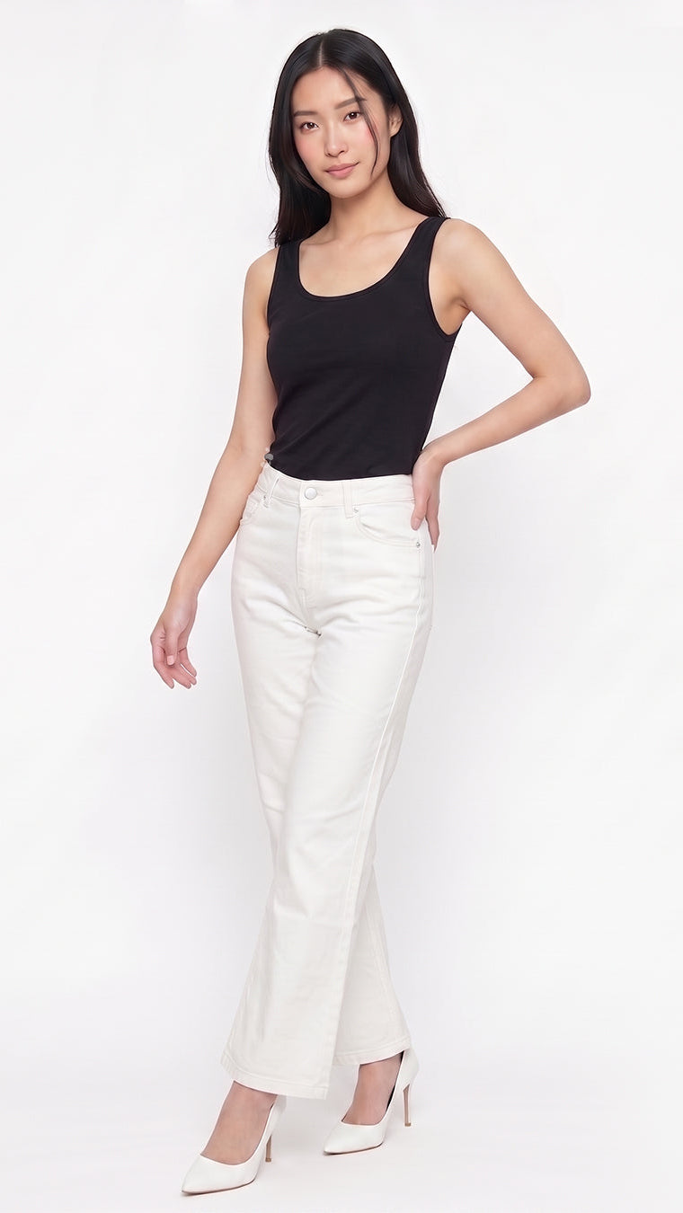 Andrea Jeans