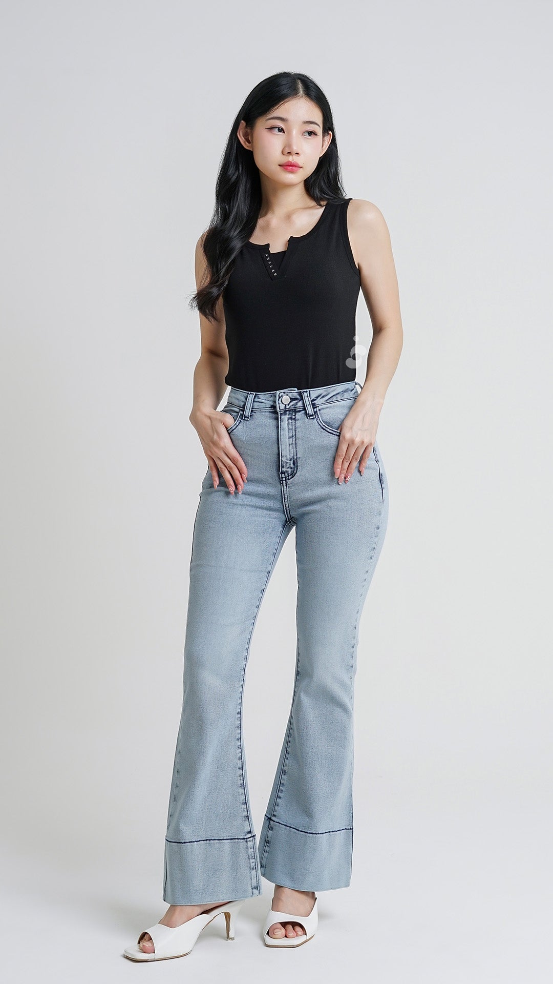 CLAIRE JEANS