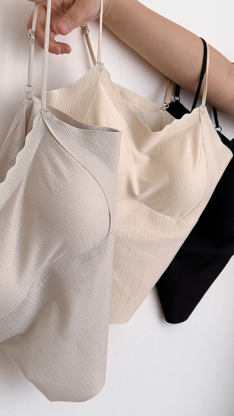 Lyra Tops