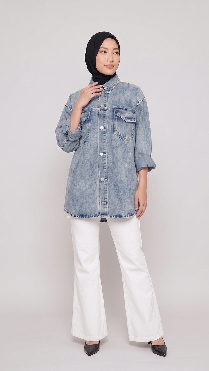 Andrea Jeans