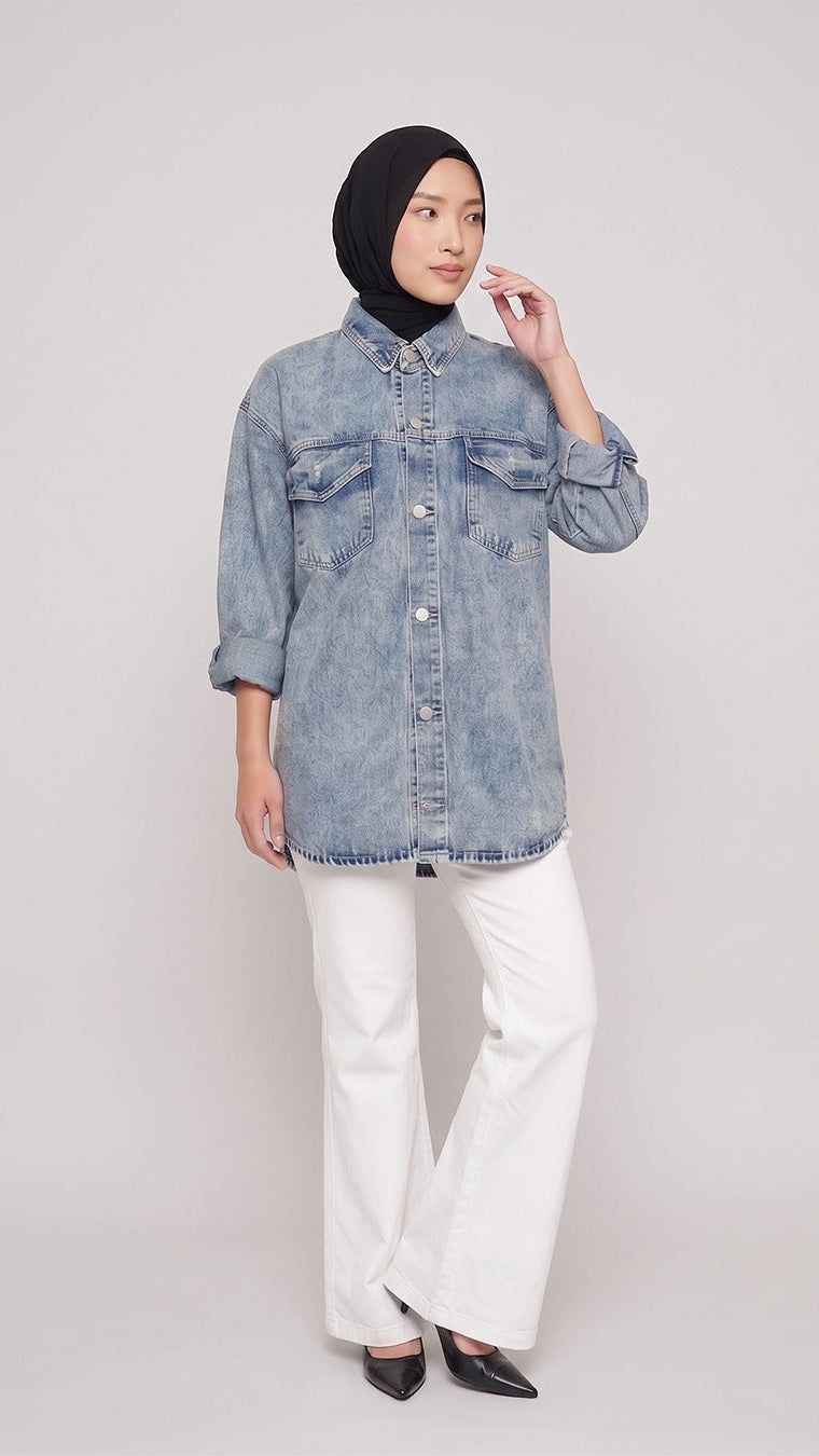 Andrea Jeans