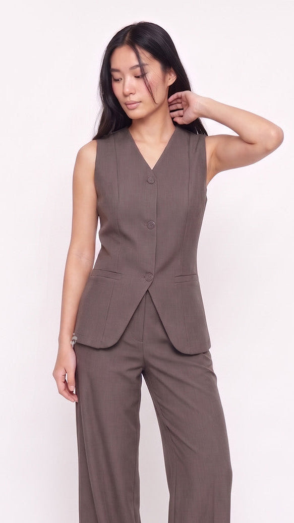 Vanessa Vest