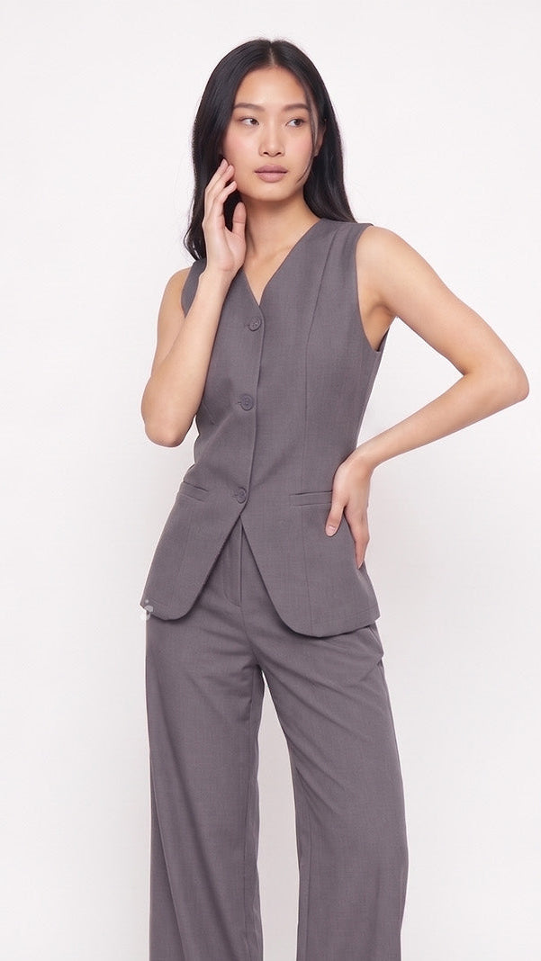 Vanessa Vest