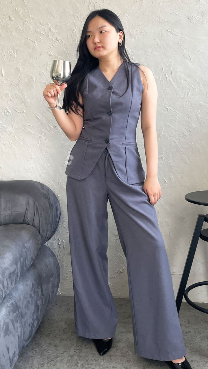 Vanessa Vest