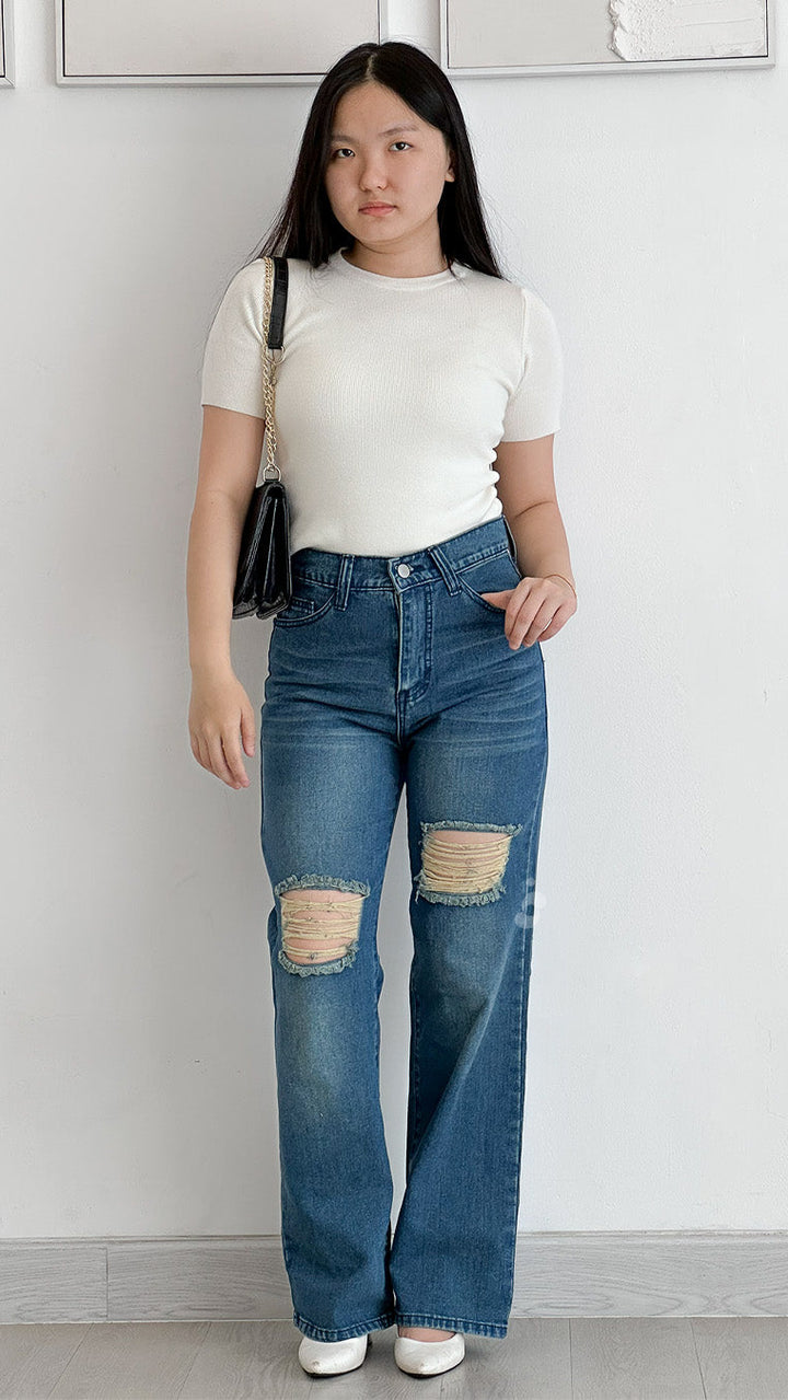 Zelda Ripped Straight Jeans